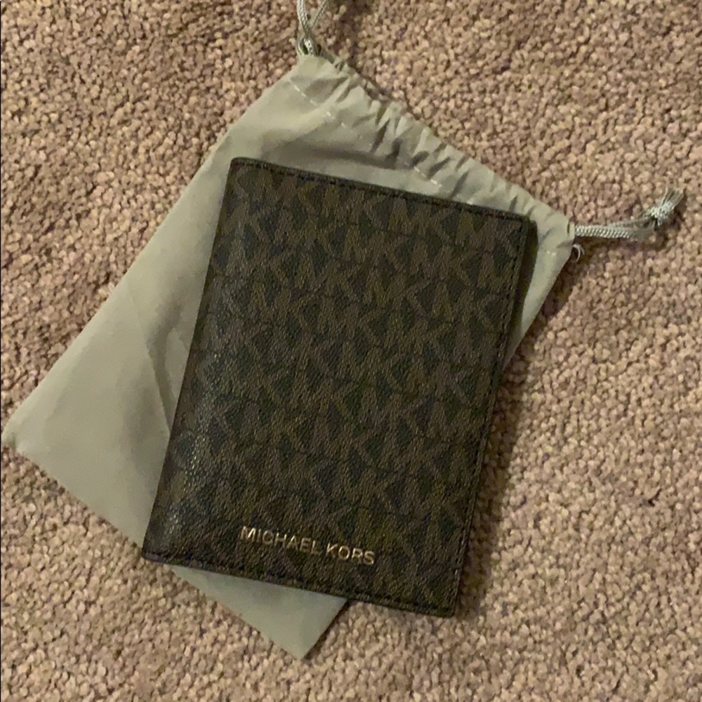 Michael Kors wallet